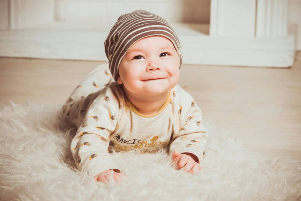 Como o Tummy Time Ajuda no Crescimento Saudável do Seu Bebê